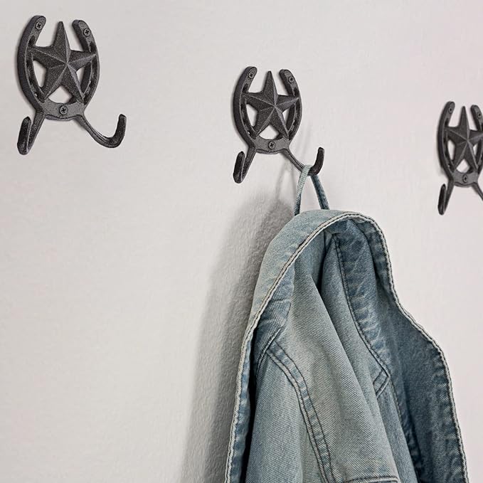 JUXYES Pack of 2 Cast Iron Lucky Horseshoe Wall Mounted Hook Heavy Duty Rustic Country Wall Coat Hook Star Decorative Hook Farmhouse Horse Shoe Vintage Towel Hook for Hats Coats Keys