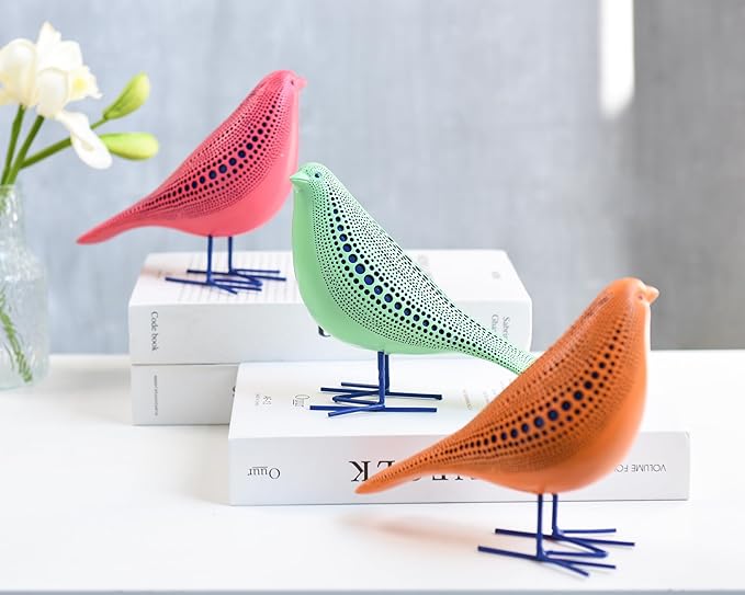 Quoowiit Bird Figurine, Modern Sculpture and Statues for Home Decor, Animal Statues for Bookshelf, Table, Entryway, Fireplace, Resin Decorative Sculpture with Chic Polka Dots Art Design (Green)