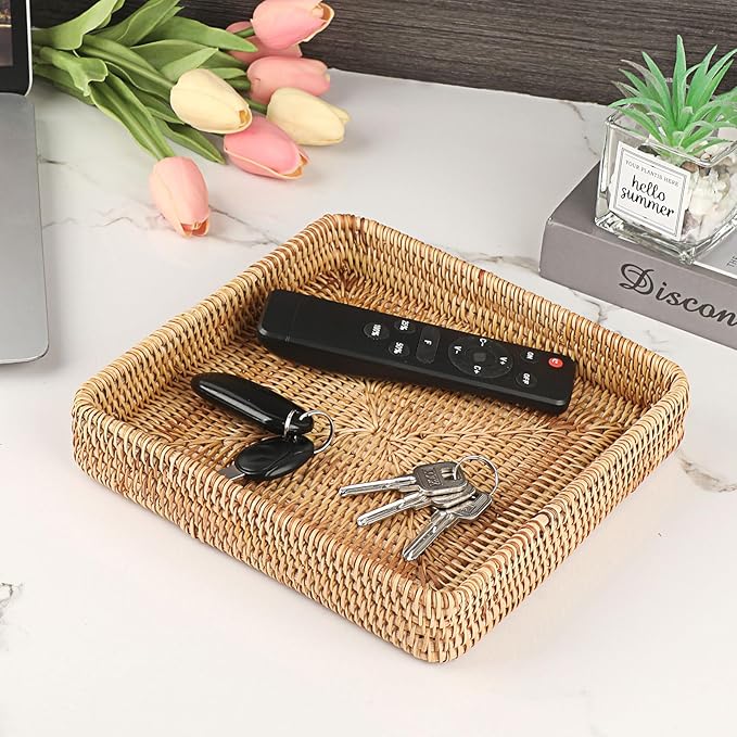 Hipiwe Key Basket Tray for Entryway Table Rattan Serving Tray Handwoven Wicker Baskets Vanity Trays Square Decorative Fruit Trays for Kitchen Counter Bedside Living Room Bathroom, 8.1"