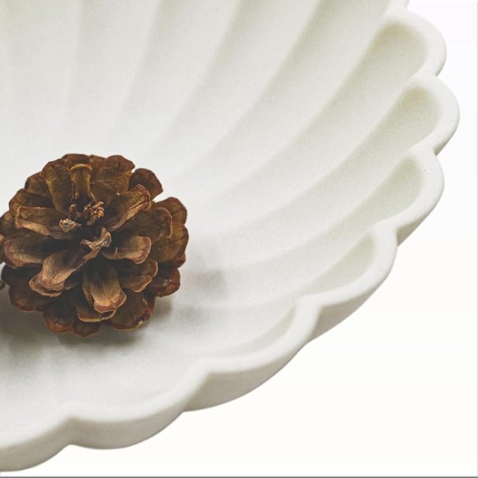 Ocean-Inspired Scallop Decorative Bowl, Fruit Bowl Home Decor, Coffee Table Tray, Key Bowls Entryway Decor, Handmade Non-Slip Decor Bowl with Coastal Charm