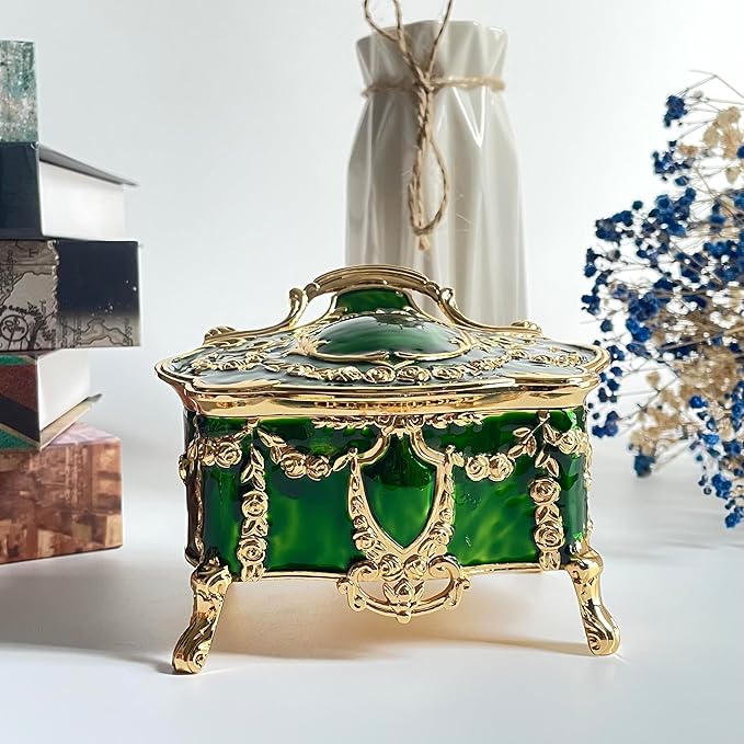 Truewon Princess Jewelry Box, Modern Korean Asian Design Metal Chest Earring Ring Necklaces Storage for Girls (Golden Green, Medium)