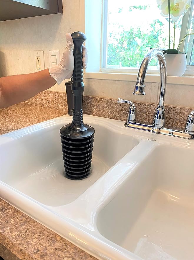 Master Plunger MP500-B3 Heavy Duty Bathroom Toilet Plunger Kit with Short Bucket/Caddy. Equipped with Air Release Valve, Black