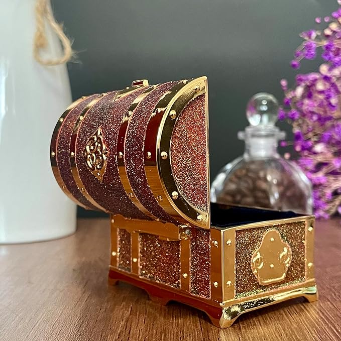Retro Jewelry Box Arched Vintage Rectangular Metal Chest Necklace Ring Earrings Storage Case for Women Girls (Golden Starlight Red, S)