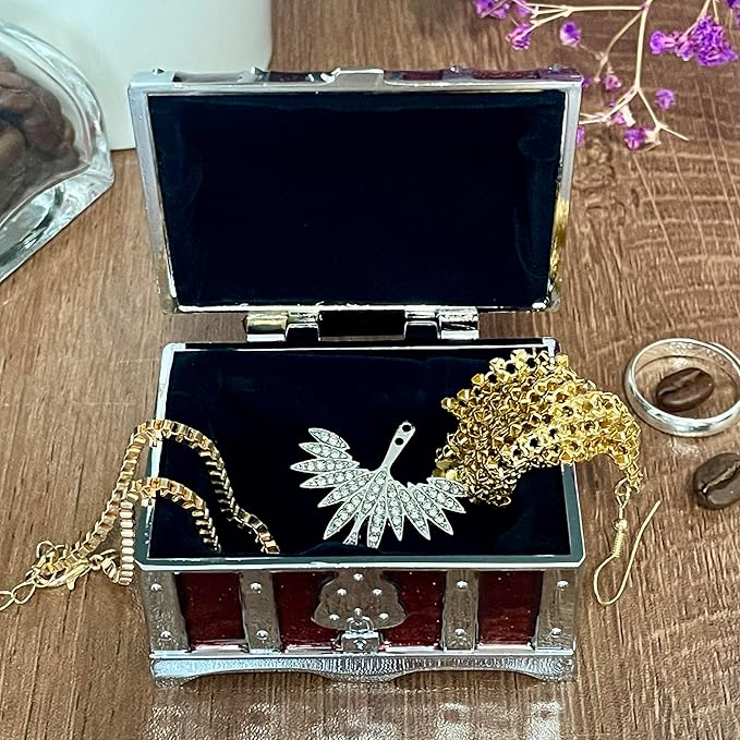 Retro Jewelry Box Arched Vintage Rectangular Metal Chest Necklace Ring Earrings Storage Case for Women Girls (Chrome Transparent Red, S)