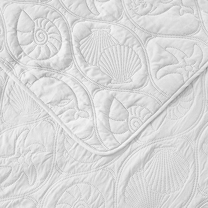 Pure Bedding Quilt Set King/Cal King/California King Size White - Oversized Bedspread - Microfiber Coverlet - Includes 1 Quilt and 2 Shams, Ocean Star Pattern