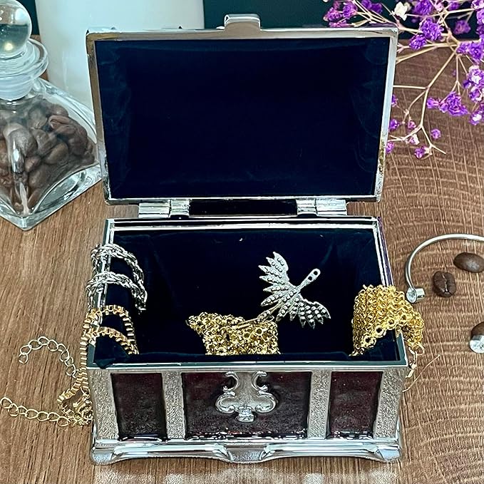 Retro Jewelry Box Arched Vintage Rectangular Metal Chest Necklace Ring Earrings Storage Case for Women Girls (Chrome Transparent Red, M)